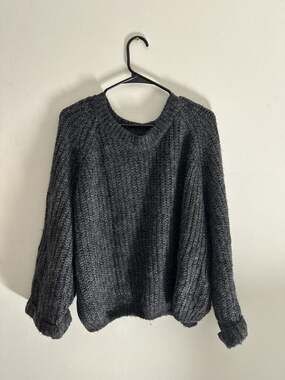 RACHEAL Charcoal Grey Chunky Knit Oversized Sweater, Size M/L
